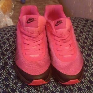 Nike Women’s Hot Pink and Black Low-Top Sneakers